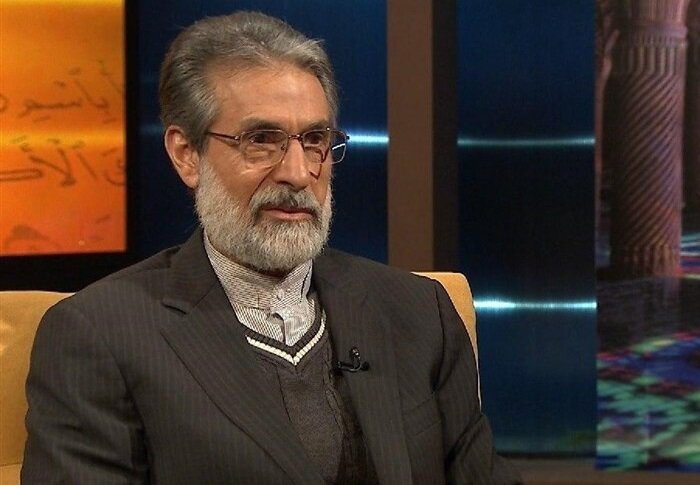 چرا در نوشتن داستان زندگی پیامبر(ص) ۲۳ سال فاصله افتاد؟