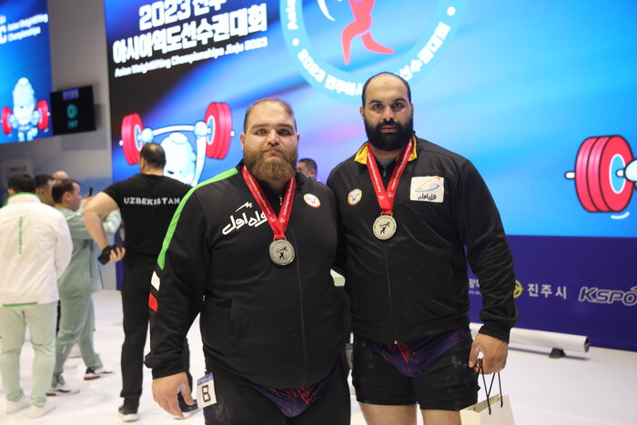 پُرکردن خلع رستم و سهراب وزنهبرداری با ابزار جوانی