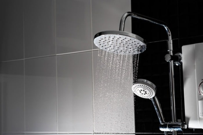 مهمترین عوارض دوش آب سرد برای بدن