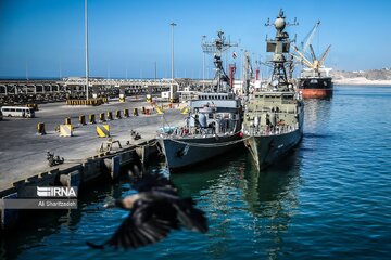 La 86ª Flota Naval de la Armada iraní atraca en el puerto omaní de Salalah