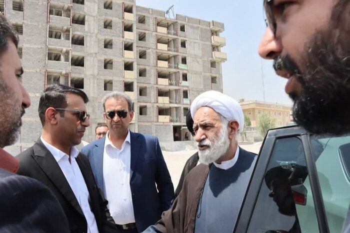 نماینده ولیفقیه در بنیاد مسکن: توسعه زیرساختهای عمران روستایی در دستور کار باشد