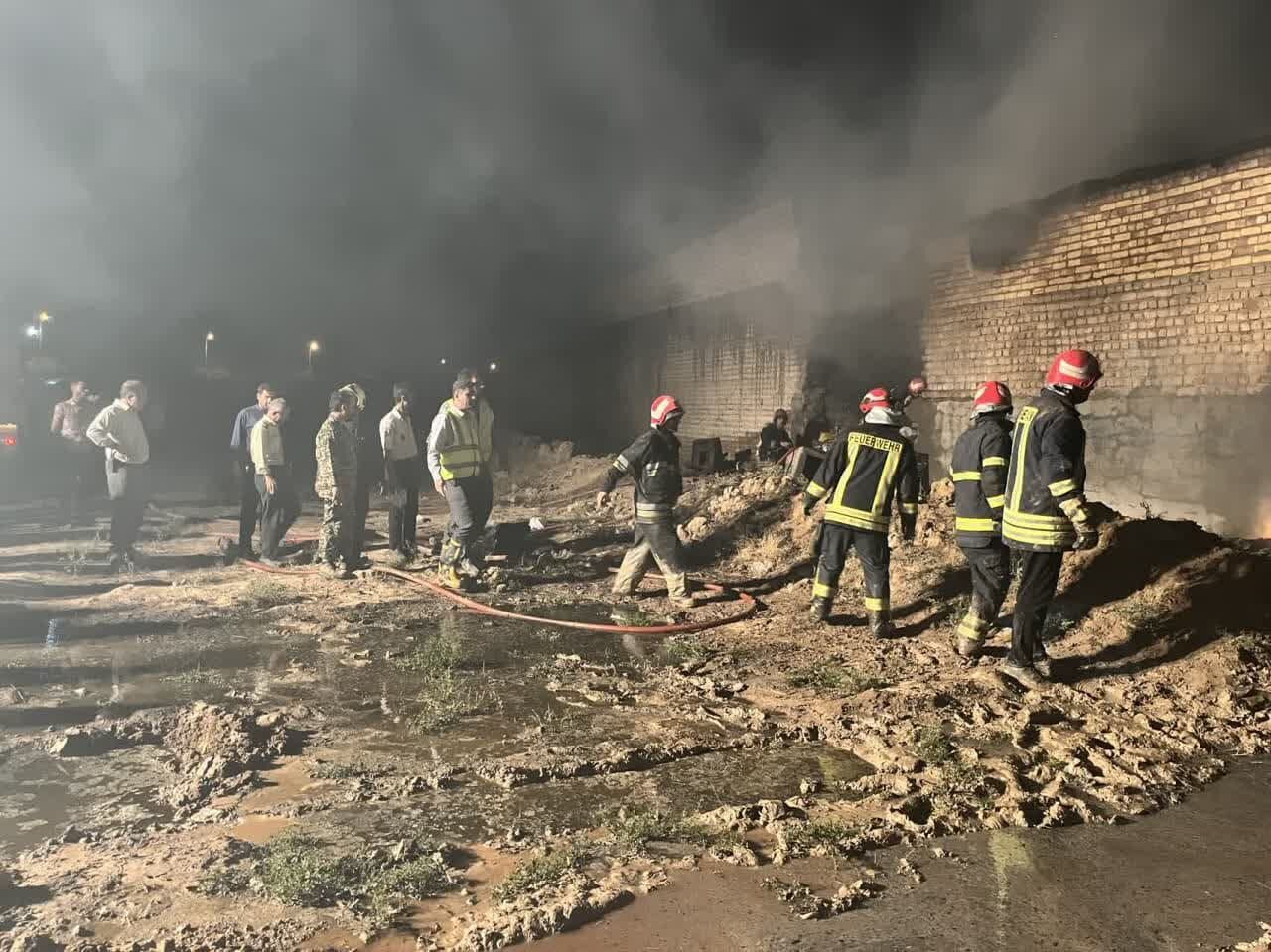 سه نفر در آتش‌سوزی شهر قنوات قم جان باختند