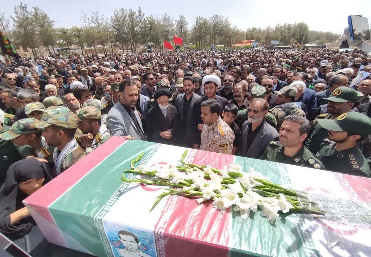 پیکر شهید دفاع مقدس در بیرجند تشییع شد + فیلم پیکر شهید دفاع مقدس در بیرجند تشییع شد + فیلم