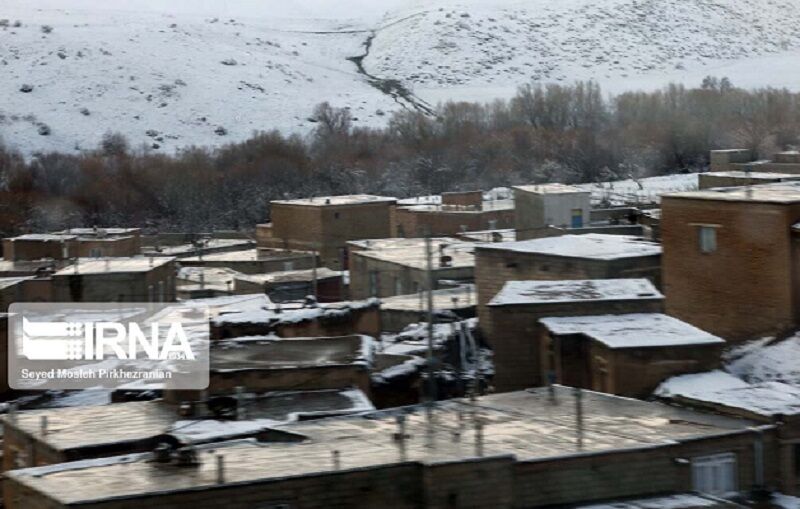 فیلم/ بارش برف بهاری در برخی روستاهای خراسان‌شمالی
