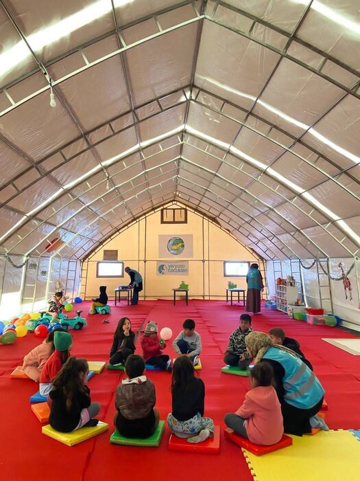 حاجیآبادی: نذر کتاب را به ترکیه بردیم