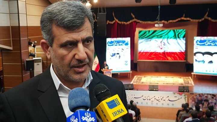 استاندار بوشهر: ترویج بی‌دینی از دسیسه‌های دشمن است 