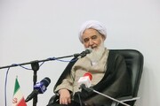 امام جمعه کرمانشاه: پروفسور شمسی‌پور یک گنج تمام نشدنی است