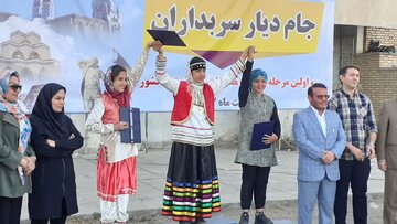 برترین‌ کمانداران سنتی کشور در سبزوار شناخته شدند