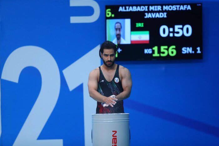 جدال نفس‌گیر جوادی با پسرک شیرینی‌فروش در المپیک