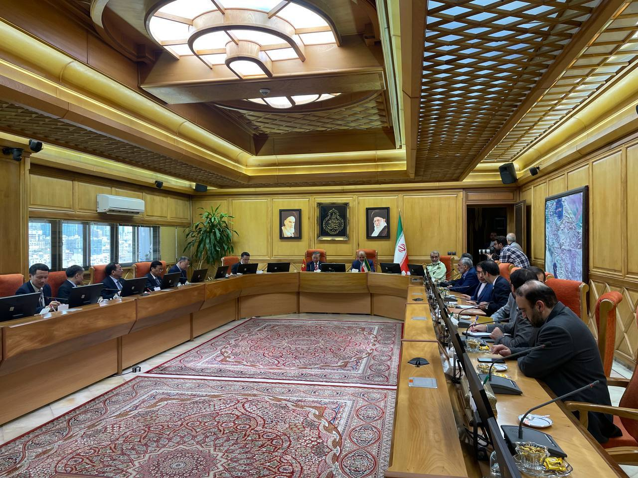 وزرای ایران و ویتنام تفاهم‌نامه همکاری امضا کردند