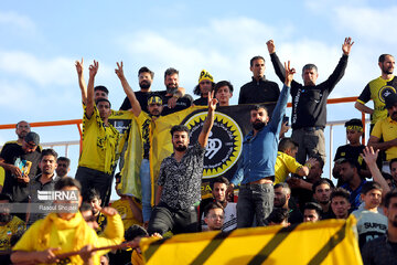 Sepahan wins match against Mes Kerman FC at Premier League