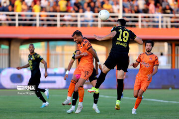 Sepahan wins match against Mes Kerman FC at Premier League