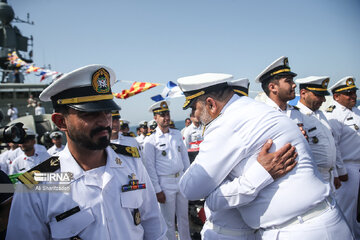 Les marins iraniens de retour en pays après un tour du monde historique