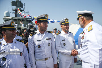 Les marins iraniens de retour en pays après un tour du monde historique