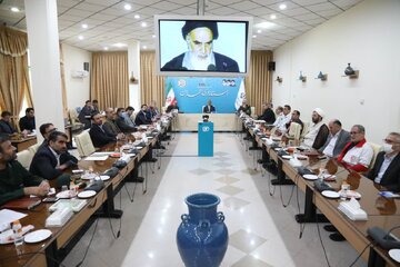 استاندار همدان: امام خمینی(ره) اساس حکومت را بر مبنای اسلام بنا نهاد