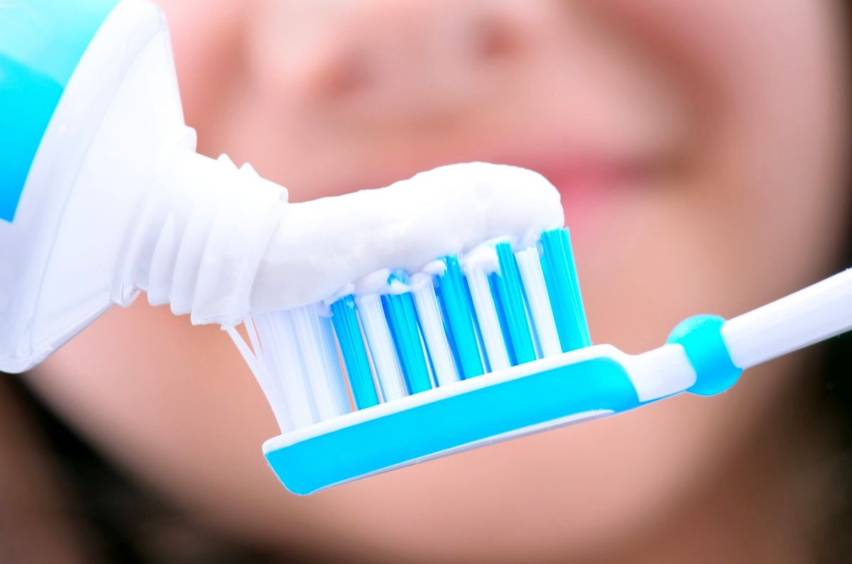 آلرژی به خمیر دندان چه علائمی دارد و چه باید کرد؟