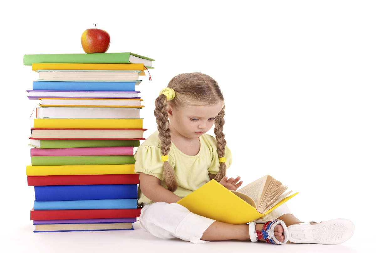 چطور کودکمان را به کتابخوانی علاقهمند کنیم؟