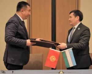 یادداشت تفاهم ساخت راه آهن چین- قرقیزستان - ازبکستان امضا شد