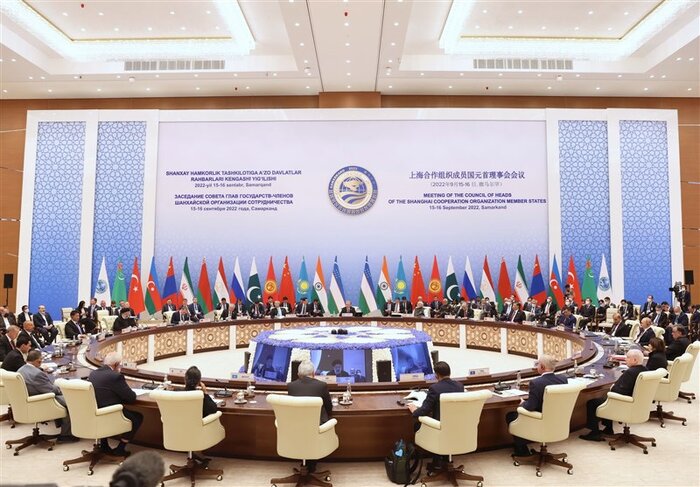 اسنادی که در ۱۱ سفر دیپلماتیک رئیسی به امضا رسید