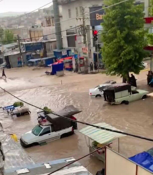 وضعیت جوی آخر اردیبهشت در کرمانشاه؛ از بارش تگرگ تا آبگرفتگی معابر جوانرود