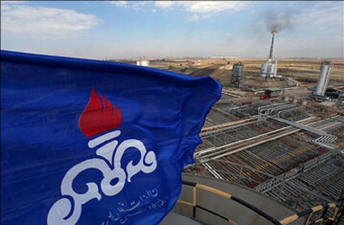 تولید نفت ایران در ۶ ماه اخیر ۳۵۰ هزار بشکه در روز افزایش یافت