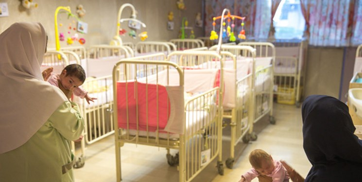 ۱۲۲ دختر و پسر به خانوادههای متقاضی فرزندخواندگی در فارس واگذار شدند