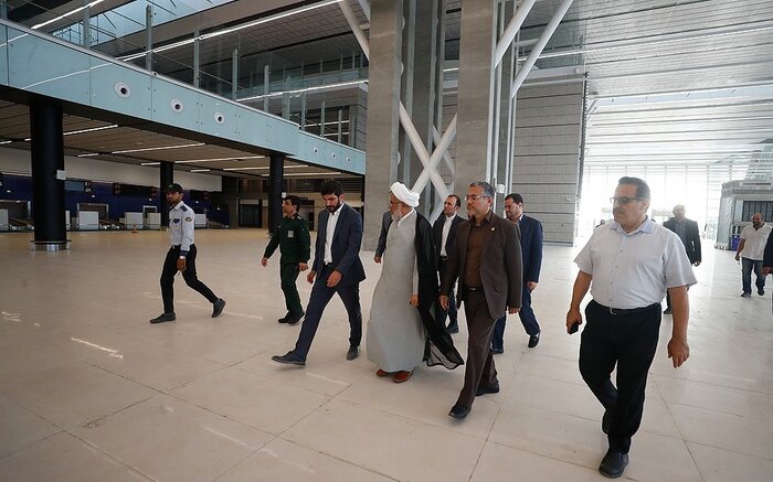 نماینده ولی فقیه در هرمزگان: ترمینال جدید فرودگاهی کیش نتیجه اعتماد به جوانان ایرانی است