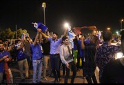 هواداران استقلال خوزستان در اهواز کاروان شادی راه انداختند