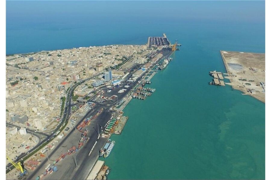 مستثمرون عراقيون يتعرفون على قدرات ميناء بوشهر