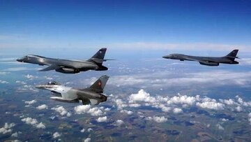 مقابله جنگنده‌های روسیه با ۲ بمب افکن راهبردی آمریکا در دریای بالتیک