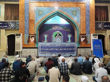 امام جمعه آبادان: ایران اسلامی در اوج اقتدار نظامی و دفاعی است