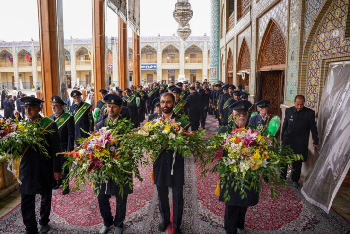 شاهچراغ (ع)، گنبد مینایی شیراز در حلقه گل و نور