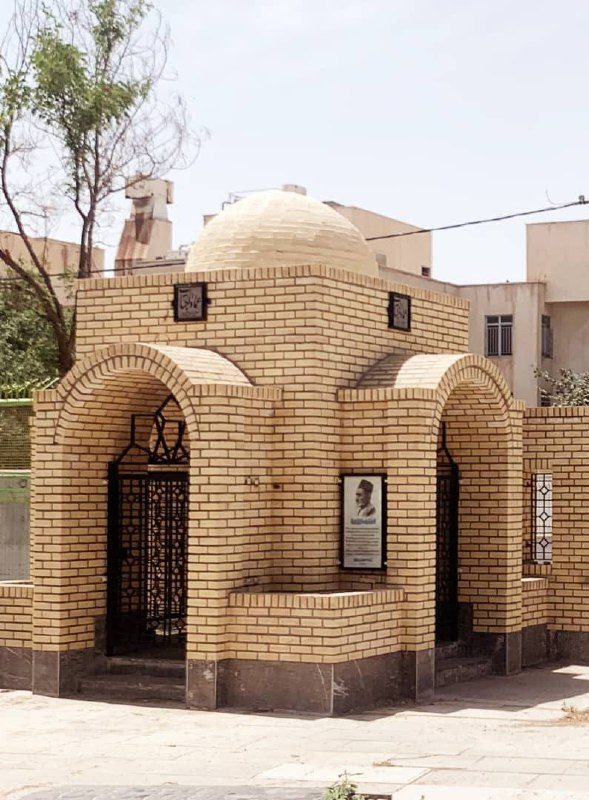 بنای یادبود مقبره عمادالکتاب بازسازی شد