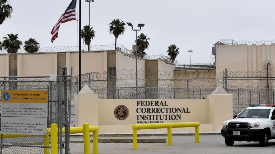روایت شبکه "ای‌بی‌سی نیوز" از وضعیت نامساعد زندان‌های آمریکا 