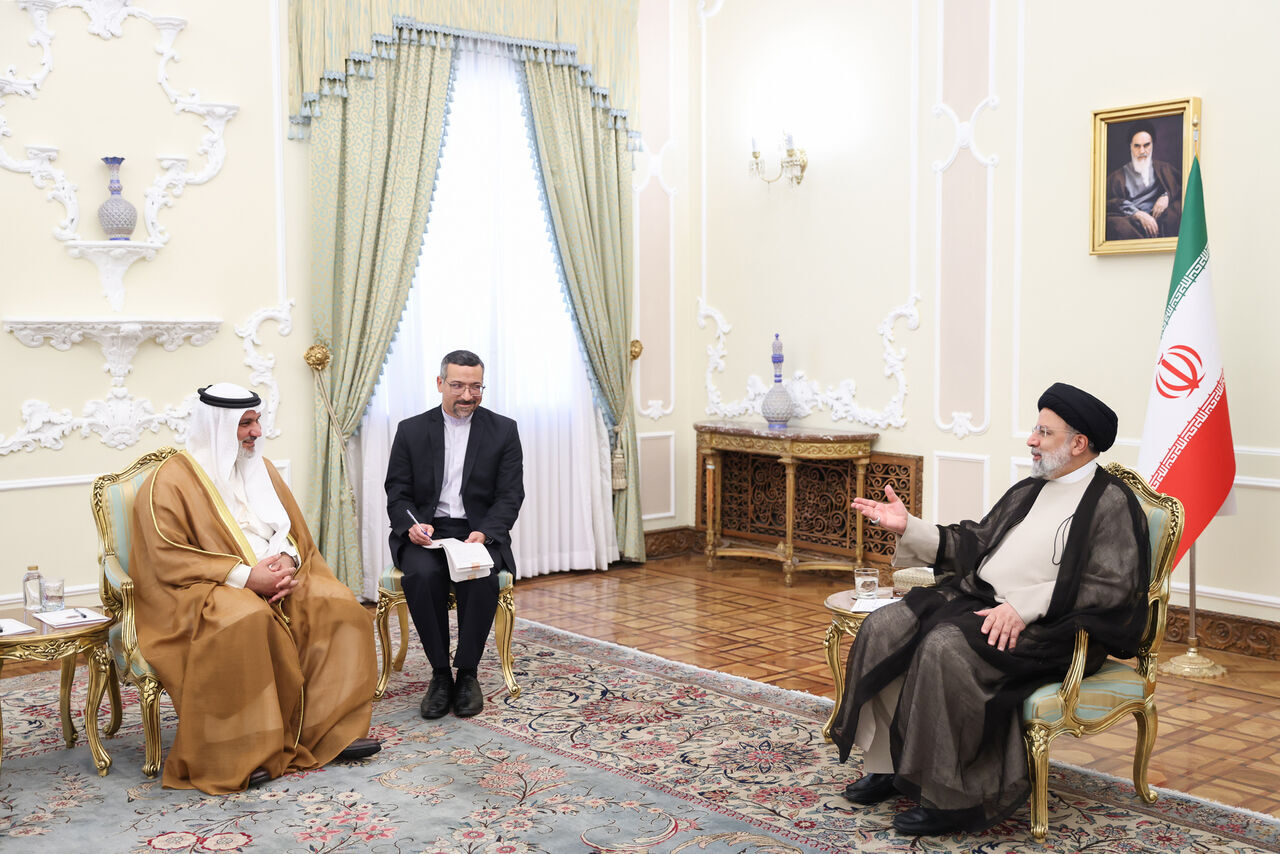 Ayetullah Reisi: "OPEC üyeleri, birliği güçlendirerek Batılıların onları bölmesini önlemeli" 
