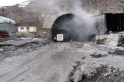 مرگ یک کارگر براثر ریزش تخته سنگ در تونل آزاد راه تهران - شمال 