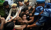 اعتراضات علیه رئیس فدراسیون کشتی هند؛ مدال‌آوران المپیک بازداشت شدند