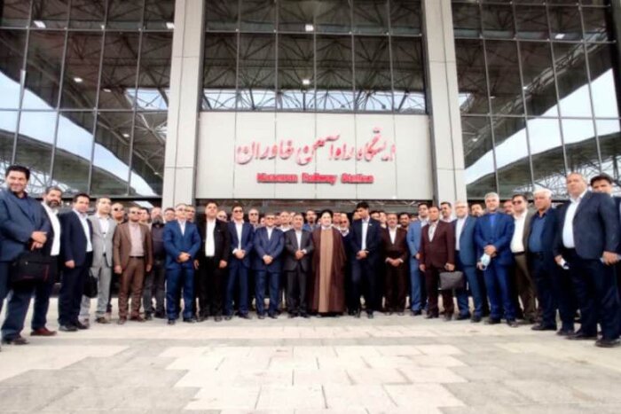 نواقص مسیر ریلی بستانآباد - تبریز پیش از سفر رییس جمهور رفع میشود