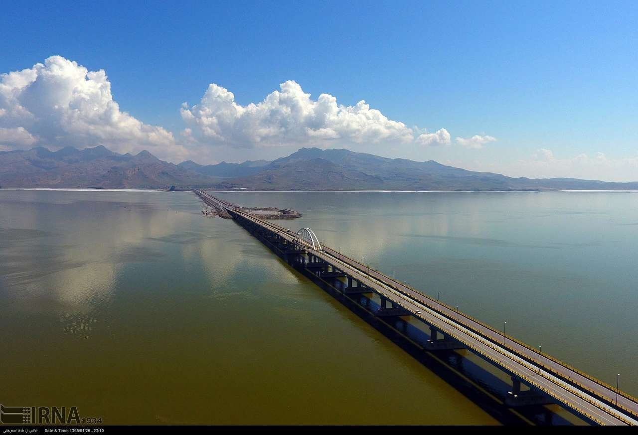 وضعیت اجرای پروژه‌های نیمه‌تمام نجات دریاچه ارومیه مطلوب است