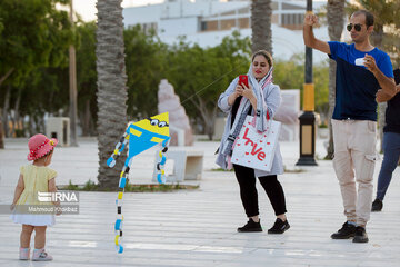 Kite flying fest in Kish, south of Iran