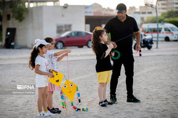 Kite flying fest in Kish, south of Iran