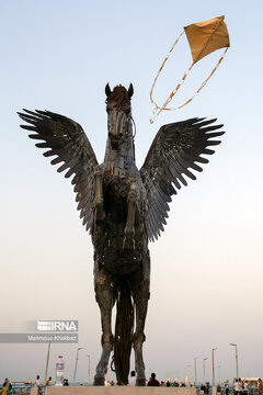 Kite flying fest in Kish, south of Iran