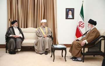 Le développement des relations Iran-Oman dans tous les domaines est dans l’intérêt des deux parties (l'Ayatollah Khamenei)