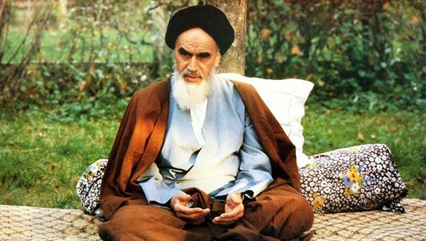 ده فیلمی که زندگی امام خمینی(ره) را مستند کردند