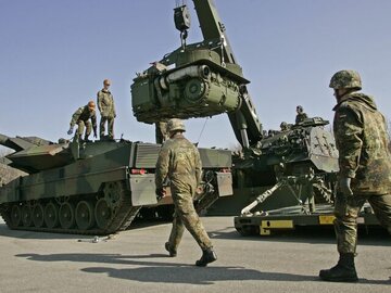 زلنسکی از توافق برای تولید تسلیحات انگلیسی در اوکراین خبر داد