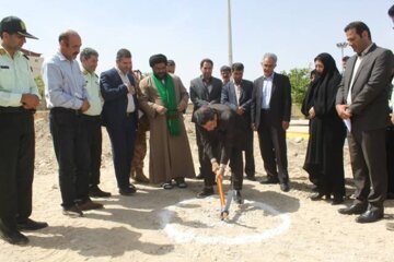 کلنگ ساختمان جدید کتابخانه عمومی امام سجاد(ع) بخش صالح آباد مهران به زمین زده شد