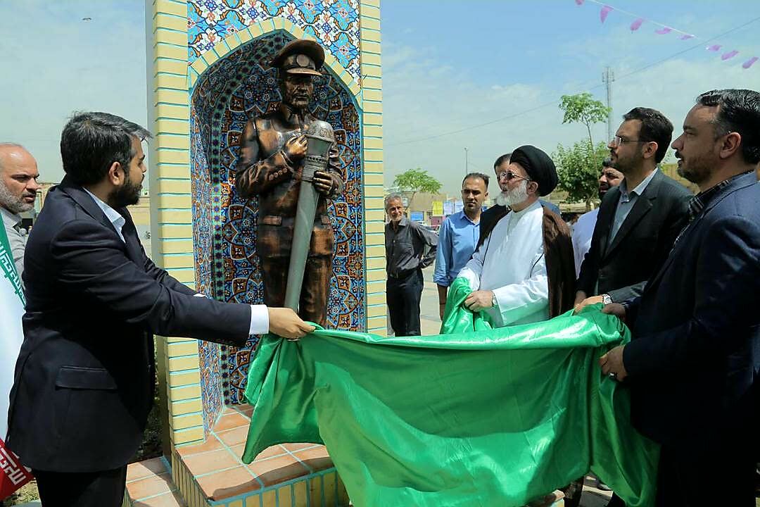 تندیس "خادمان حرم" در آستان عبدالعظیم حسنی(ع) رونمایی شد