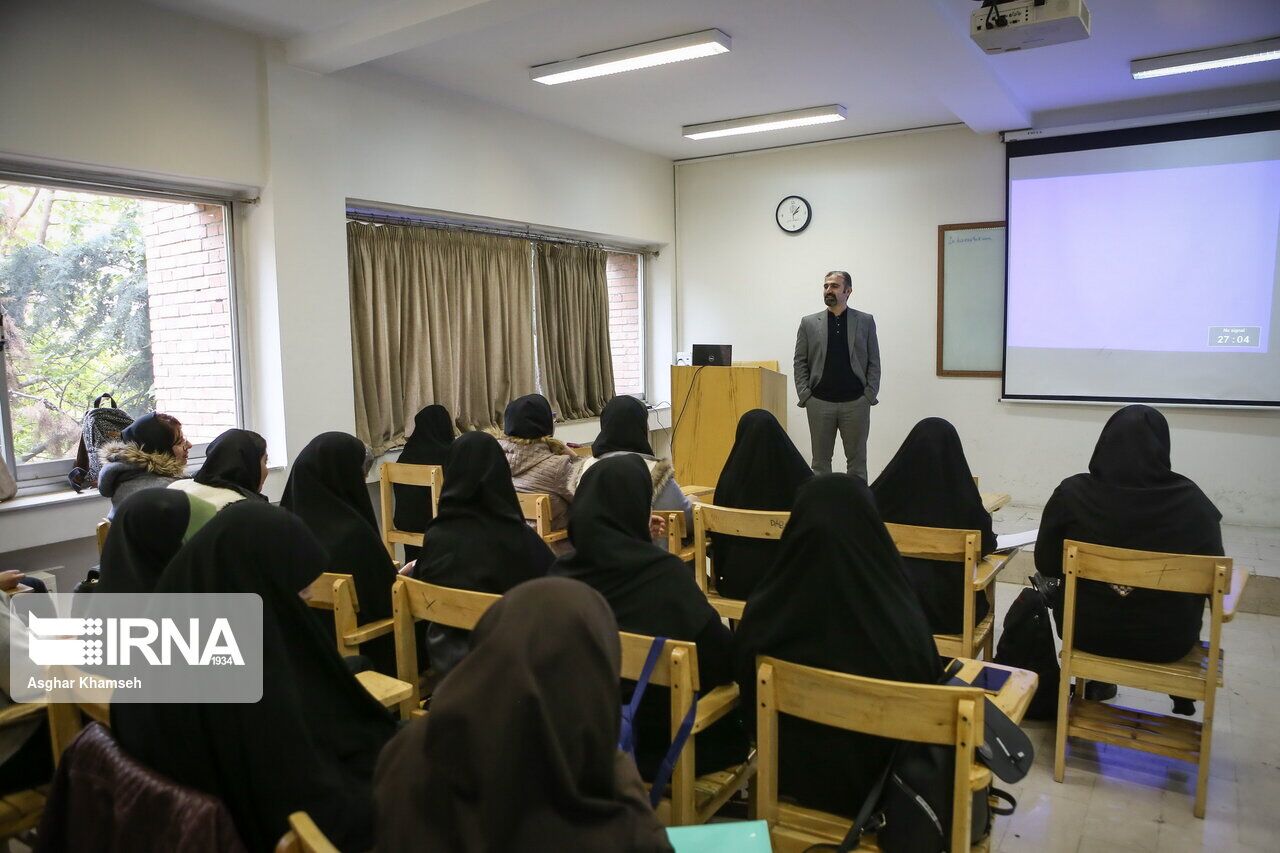 جذب ۱۱ هزار دانشجو با تضمین اشتغال در سال تحصیلی آینده/ ۸۰۰ کدرشته جدید اضافه شد