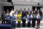 ۱۰۰ دانش آموز قشمی برتر جشنواره علمی پژوهشی تجلیل شدند