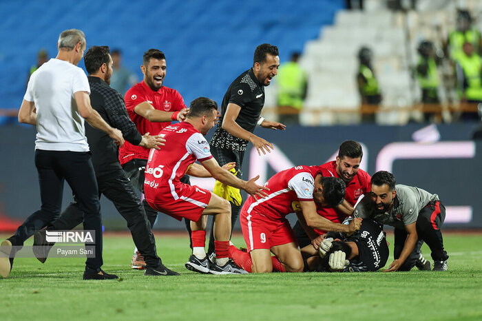 عربستان رونالدو و بنزما را می‌گیرد ما پول بازیکن را نداده‌ایم/ مدیران پرسپولیس بیدار شوند